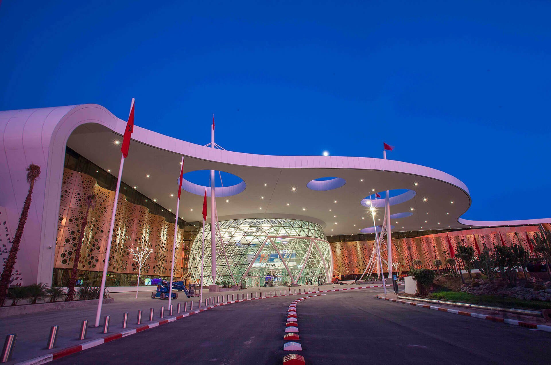 Arquitectura de la terminal del aeropuerto de Marrakech Ménara